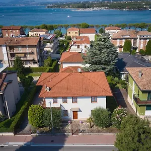 70 Villa Peschiera del Garda